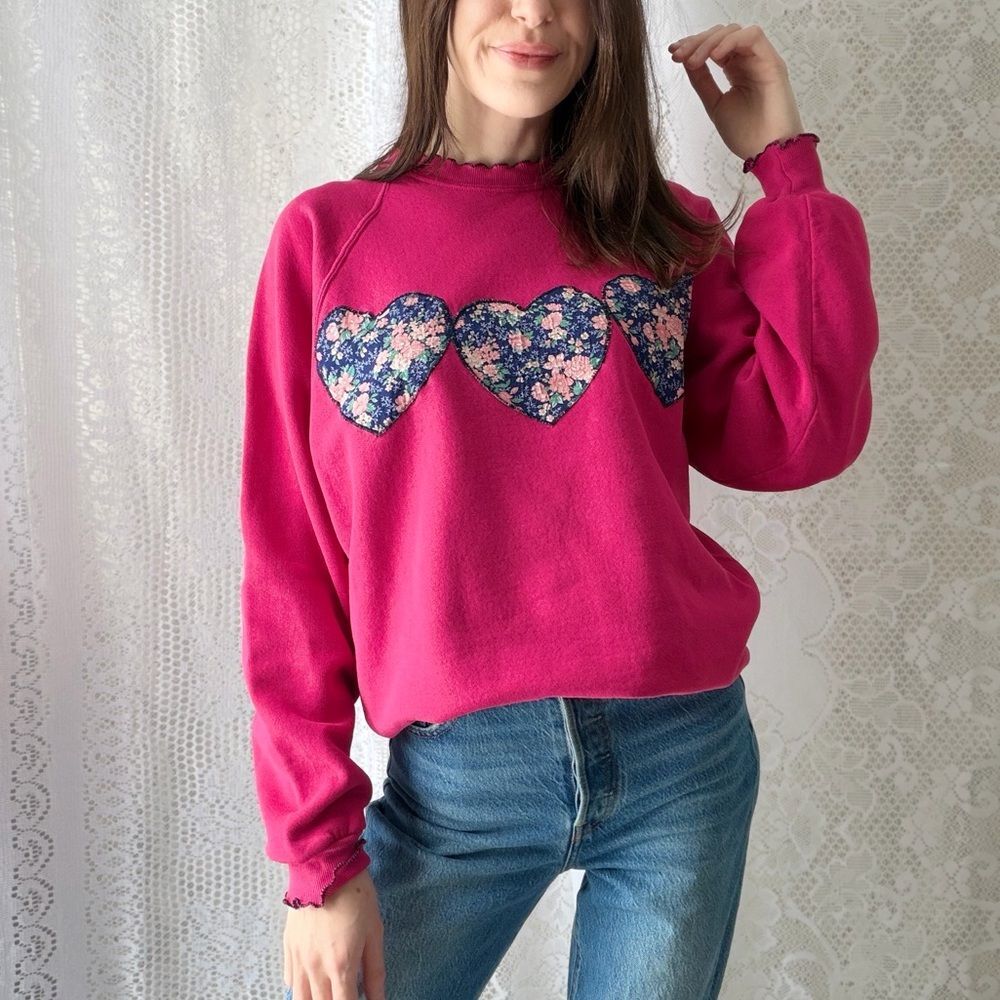 Vintage Handmade Pink Heart Sweatshirt Floral Appliqué Cozy Fleece - Picture 5 of 10